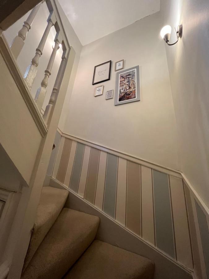 فيلا 18Th Century Townhouse In Chester City Centre المظهر الخارجي الصورة