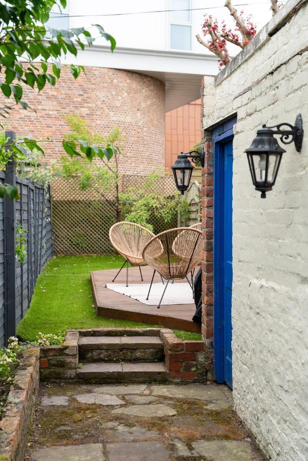 فيلا 18Th Century Townhouse In Chester City Centre المظهر الخارجي الصورة